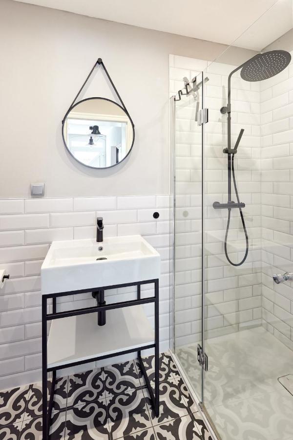 Am Silberberg, Apartment *